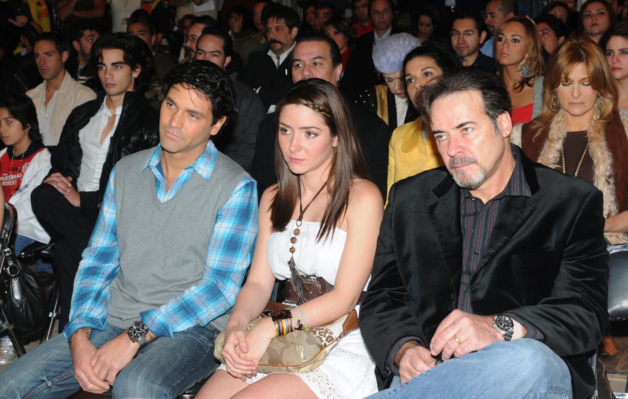 “Ha sido, físicamente, el proyecto que más me ha requerido, usaba esta botarga todo el tiempo; una botarga de ocho kilos, super pesada, complicada de manipularse”, señaló Díaz.