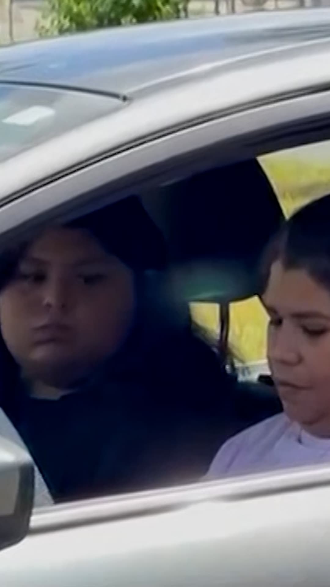 Una adolescente decide tomar clases virtuales por temor a ICE