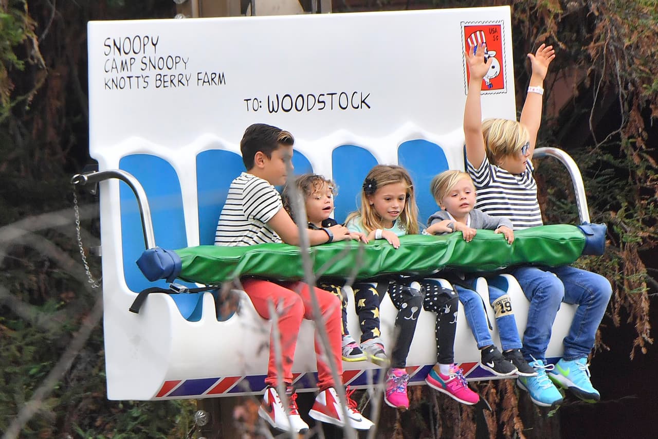 Y en este otro juego, le tocó a Kingston cuidarlo.