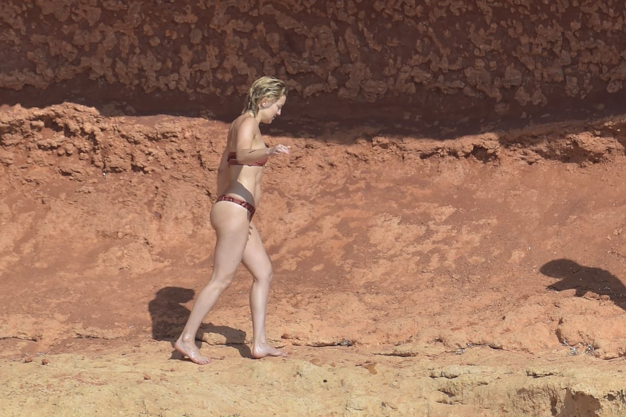 Y después le recomendaron un lindo sitio por una playa.