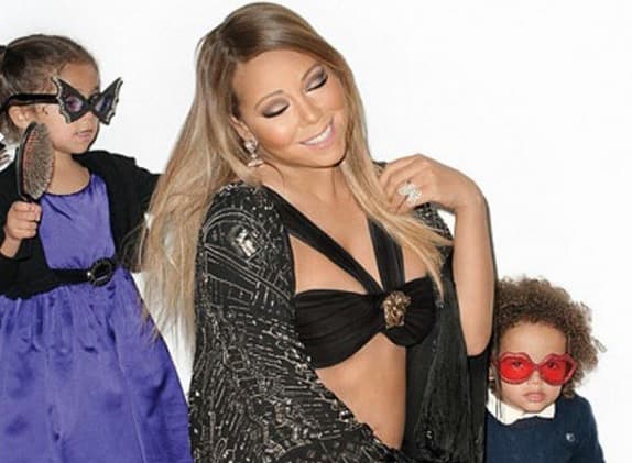 Por ejemplo, el Día de las Madres él subió esta foto de Mimi con los niños y escribió que por siempre la amaría y que le estaba muy agradecido por darle a sus dos hermosos bebés.