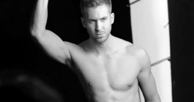 El diseñador está encantado con la energía que imprime el DJ en todo lo que hace.