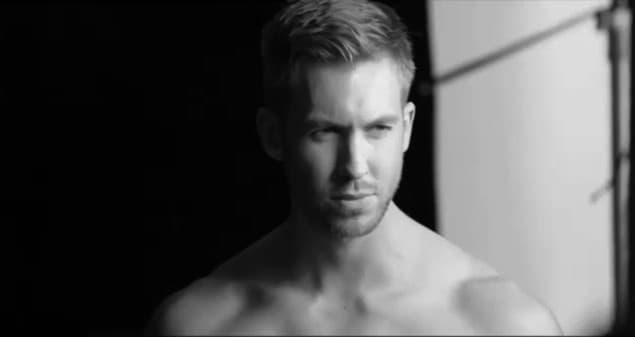 El italiano Giorgio Armani debe estar orgulloso de lo bien que se ve su nueva colección.