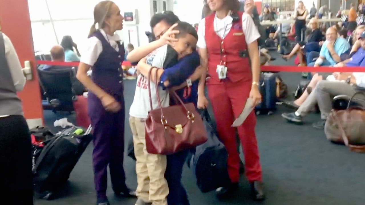 Yolandy Padilla se reunió con su hijo Jelsin, de seis años en Seattle, Washington, el 15 de julio. El pequeño estaba en el Cayuga Center de Nueva York y la madre, que estaba en custodia de las autoridades de inmigración en Seattle, había sido liberada hace una semana.