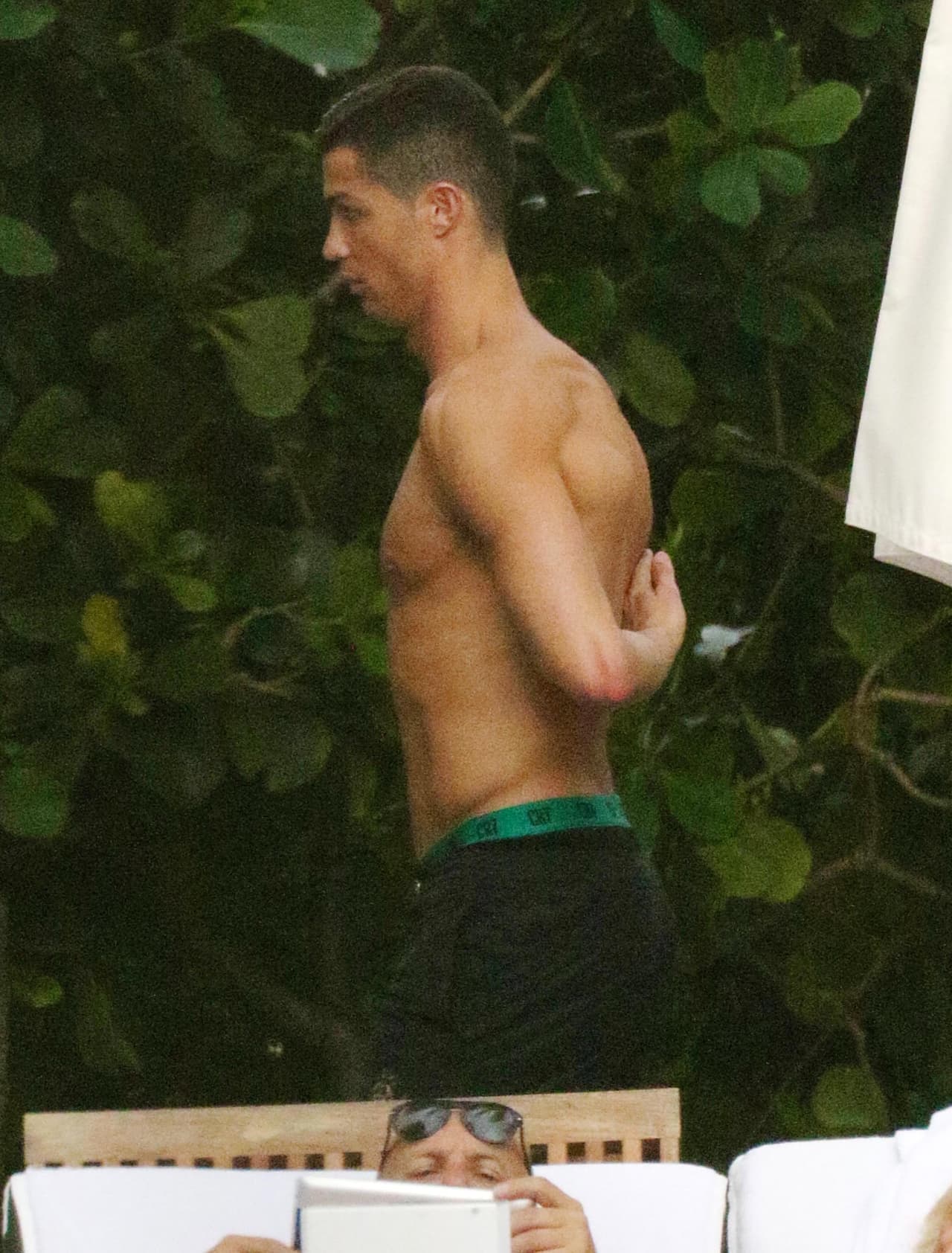 Y ni hablar de esa espalda.