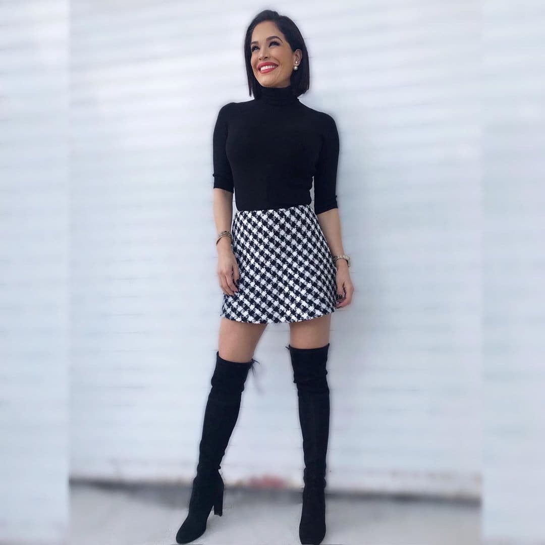 Karla nos muestra una opción para llevar la tendencia de cuadros, misma que está causando furor en el 'street style' este invierno.
