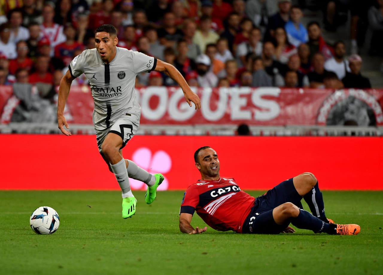 París Saint Germain se dio un festín de goles como vistante ante Lille y se afianzó como líder de la Ligue 1.