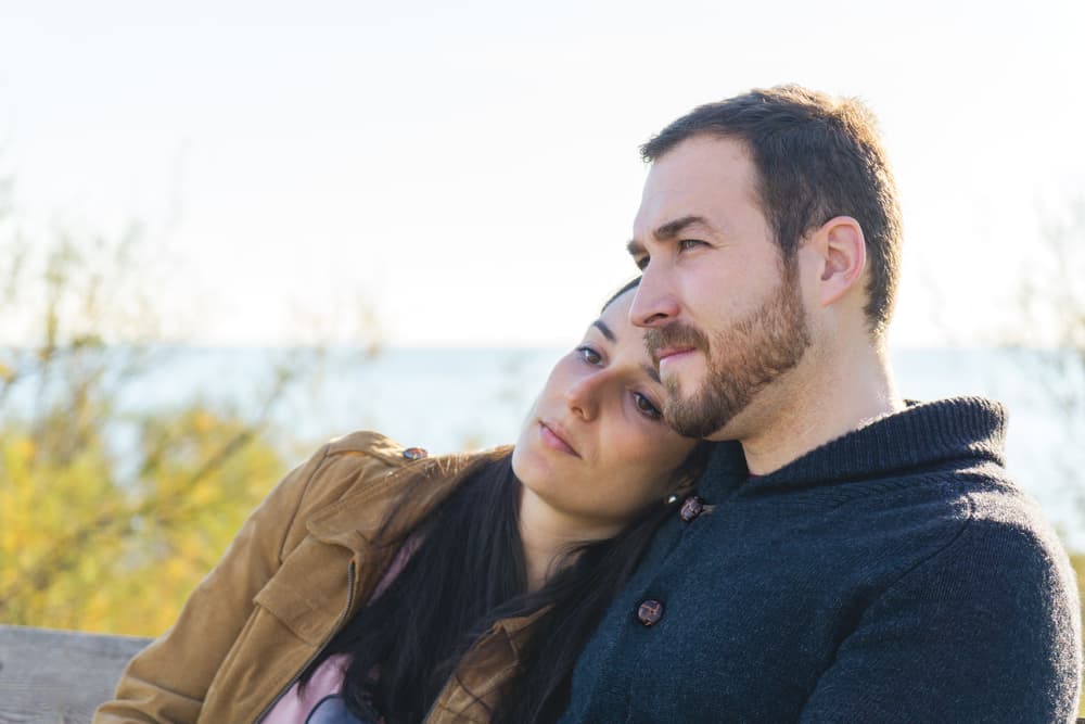 Esta influencia se neutraliza con la acción directa de Marte y Júpiter. Sin embargo, durante ese ciclo no confíes exageradamente en las promesas que te hagan sobre todo si son de índole sentimental. Antes de entregar tu corazón, irte a vivir con otra persona o formalizar un compromiso concédete tiempo, así podrás tomar mejores decisiones.