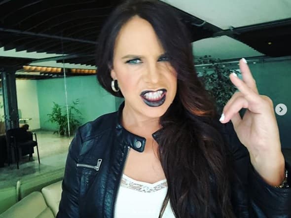 Karla Sofía Gascón contó que viene en camino
<b><a href="https://www.univision.com/famosos/karla-sofia-esta-en-espera-de-la-cirugia-de-reasignacion-de-sexo-fotos" target="_blank">una nueva cirugía</a></b> en la que desea aumentarse el busto.
<br>