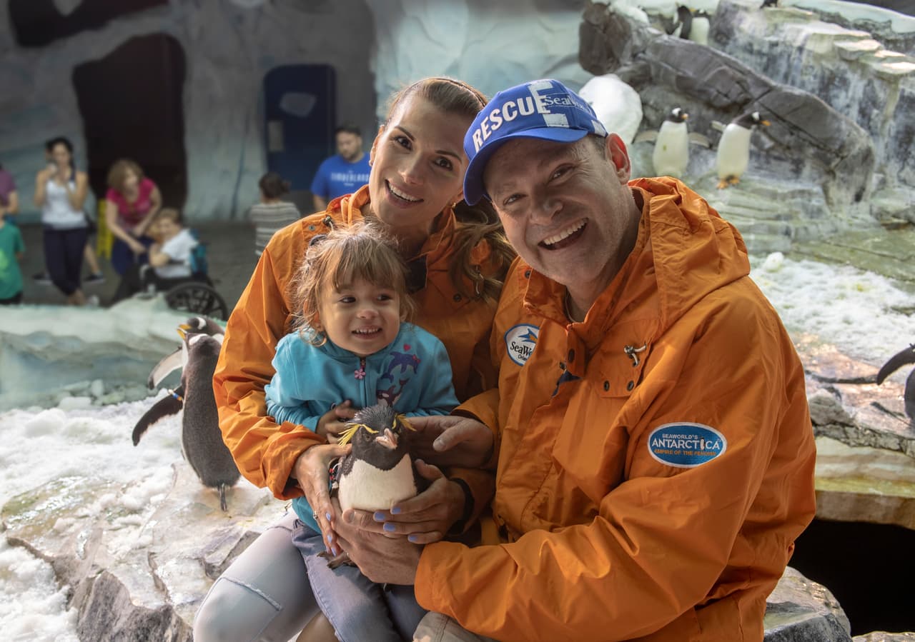 El bebé Liam no pudo estar con ellos, pues hacía mucho frío. Pero esperan pronto puedan llevarlo a vivir esta gran aventura.