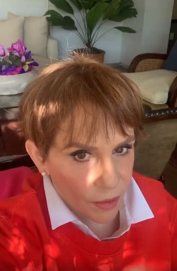 El pasado 25 de marzo publicó un video en Instagram donde contó las medidas que había tomado en esta crisis sanitaria provocada por el coronavirus: "Personalmente 
<b>me encuentro muy bien</b> (de salud), cuidándome, por supuesto, 
<b>pero estoy en remisión</b>".