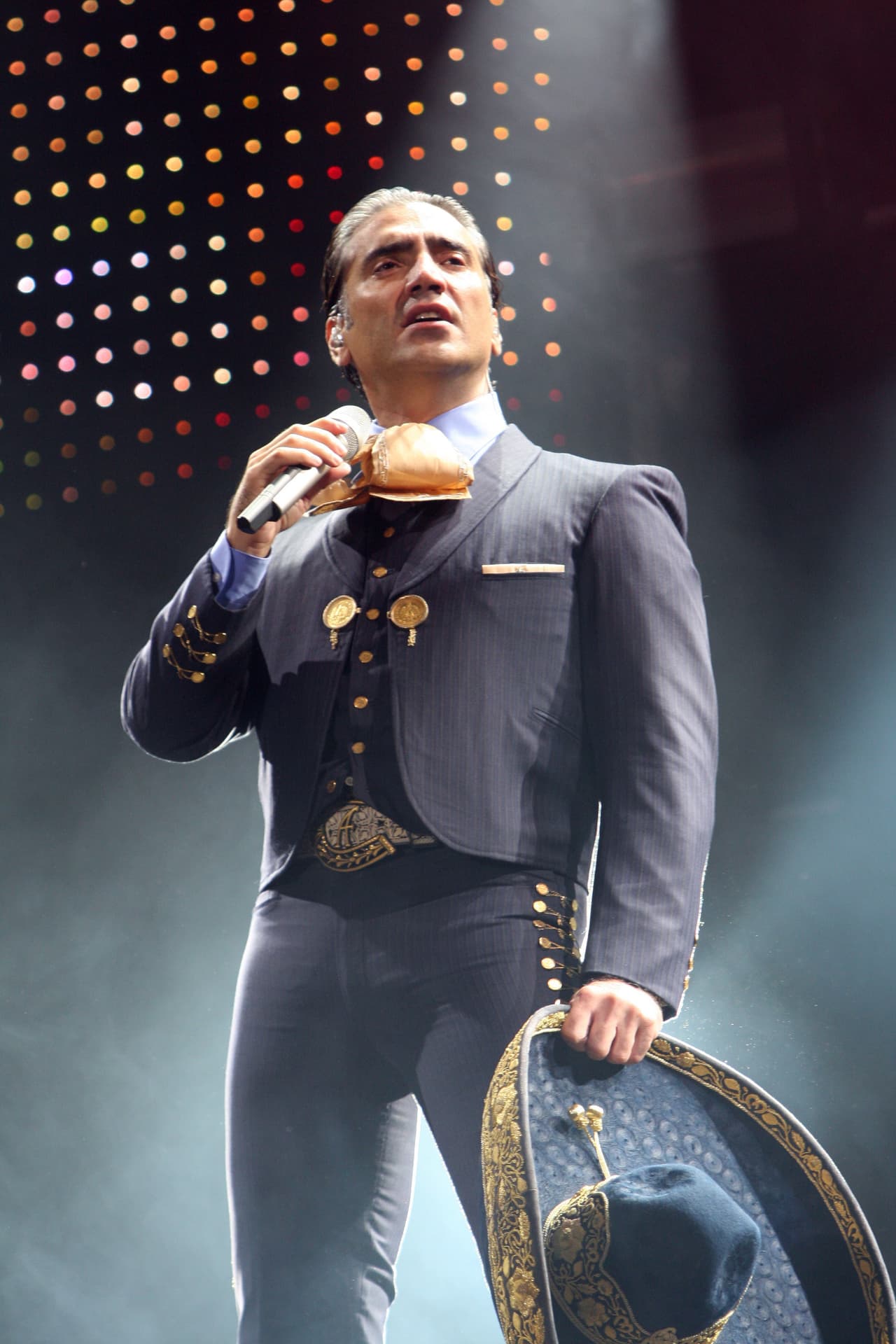 "El Potrillo" manifestó que en este accidente que sufrió le causó diversas lesiones en el cuerpo que fueron diagnosticadas a tiempo para su debido tratamiento.