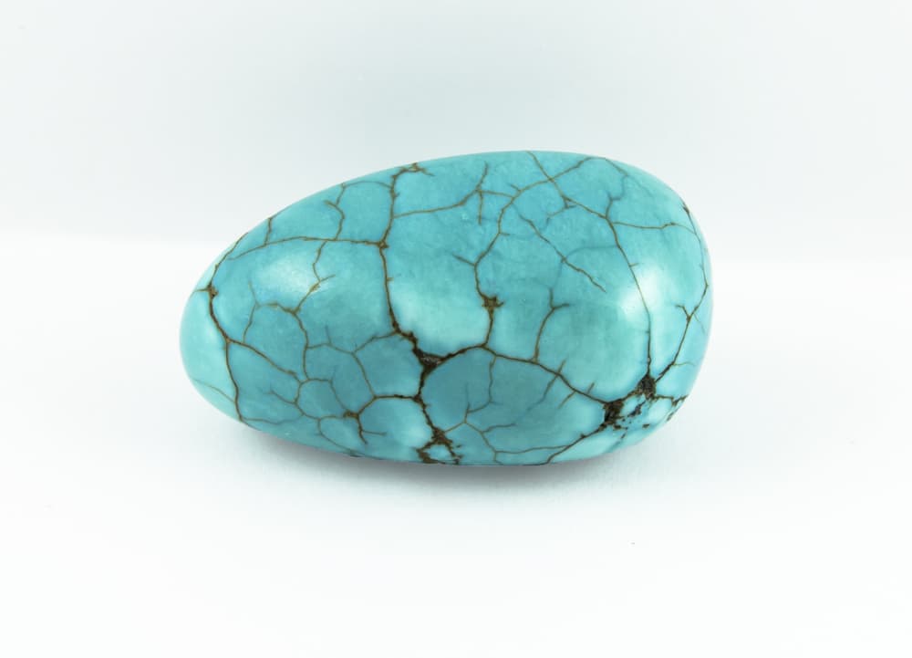 <b>VIRGO</b>
<br>Tú necesitas una piedra que te reconforte, que te dé serenidad interior, por eso la
<b>turquesa</b> es ideal para ti.
<br>