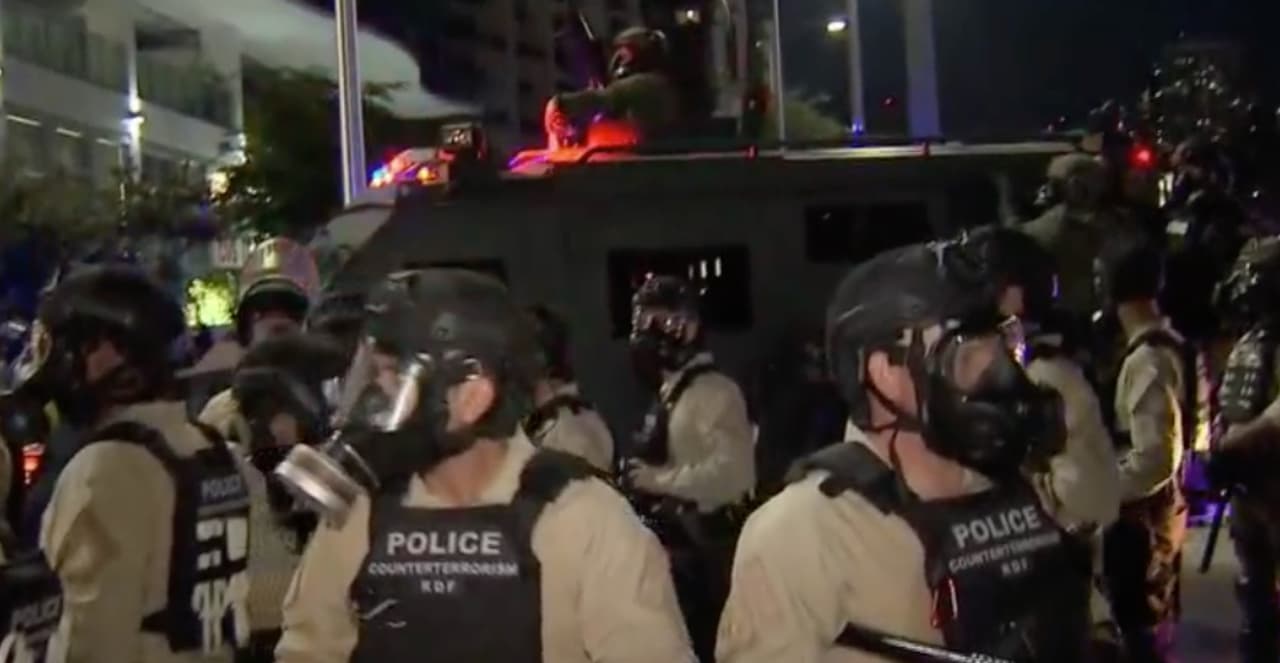 Autoridades evitan disturbios en el segundo día de protestas en Miami y Fort Lauderdale
