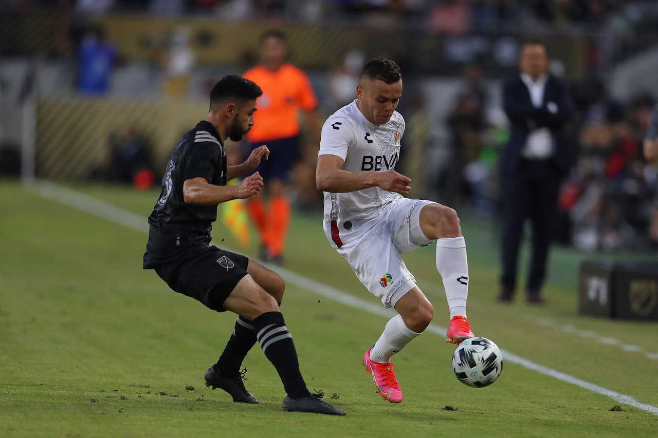 Las estrellas de la Liga MX fallan tres de sus cinco penales y la MLS no desaprovecha esa oportunidad y se quedan con partido.