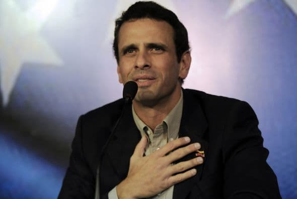 El candidato opositor a la Presidencia de Venezuela Henrique Capriles se excusó con la familia del fallecido presidente Hugo Chávez, condición que le puso el candidato oficialista, el presidente encargado del país, Nicolás Maduro, para aceptar un debate con vistas a los comicios del 14 de abril. Ver toda la información