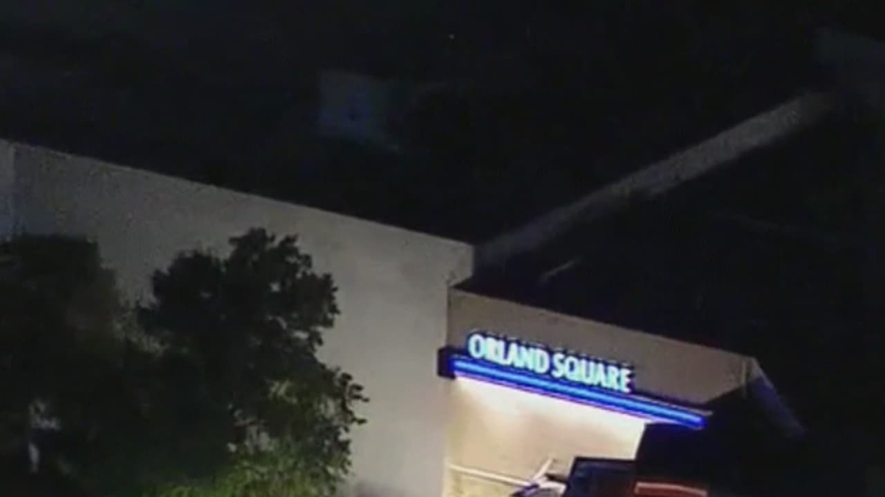 Identifican a la pequeña de dos años que murió en un centro comercial en Orland Park