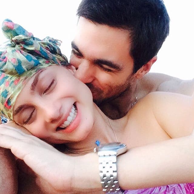 Desde hace un tiempo se les ha visto muy enamorados pero Victoria Camacho y Osvaldo de León ahora sí darán el siguiente paso.