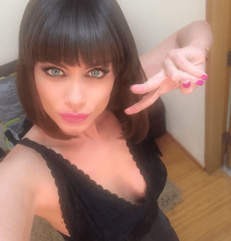 Muchos caballeros se enamoraron de su belleza y esos ojazos verdes que hipnotizan.