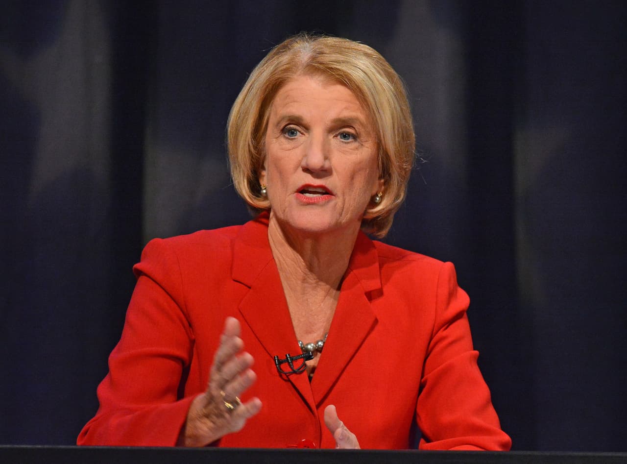 El proyecto de ley en el Senado incluye grandes recortes al programa de Medicaid. Eso es lo que más le preocupa a Moore Capito.