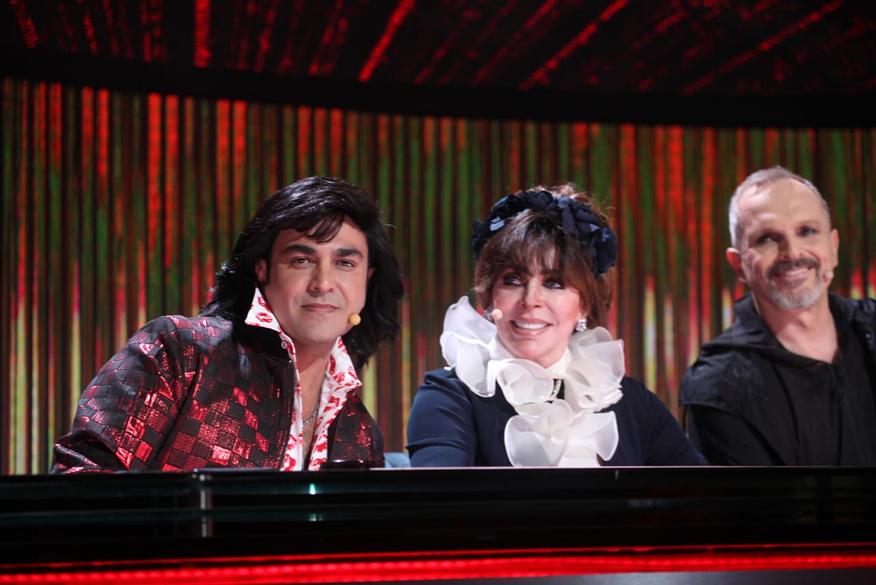 Los 'minijueces' se sentaron en el mismo orden e igualaron el vestuario lo mejor posible.