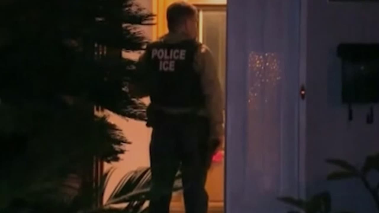 NYT: la Casa Blanca evaluó limitar el habeas corpus para algunos inmigrantes detenidos