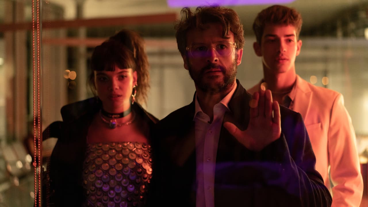 Mencía (Martina Cariddi), Benjamín (Diego Martín) e Patrick (Manu Ríos) em "Elite"