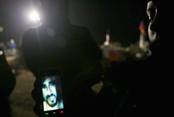 "Han esperado un par de meses el rescate y están concientes de que deberán esperar unos días más", detalló.