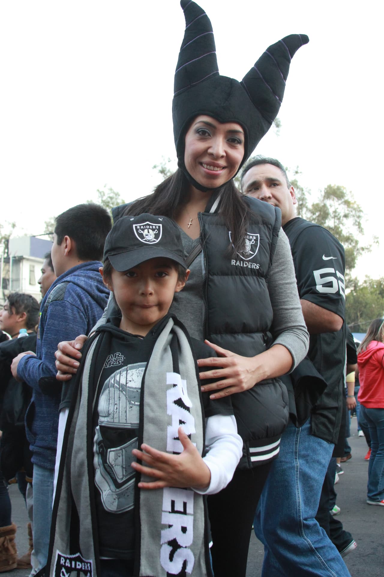 Miles de aficionados y apasionados de la NFL se dieron cita en el estadio Azteca para presenciar el duelo de Monday Night entre Raiders y Texans.