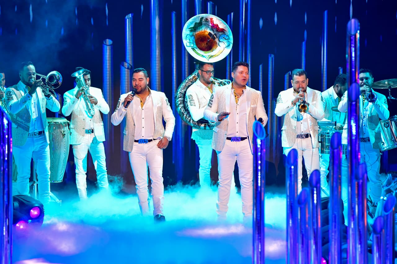 El video del tema, que fue estrenado el pasado 4 de octubre, ya alcanzó 12 millones 224 mil 238 vistas.