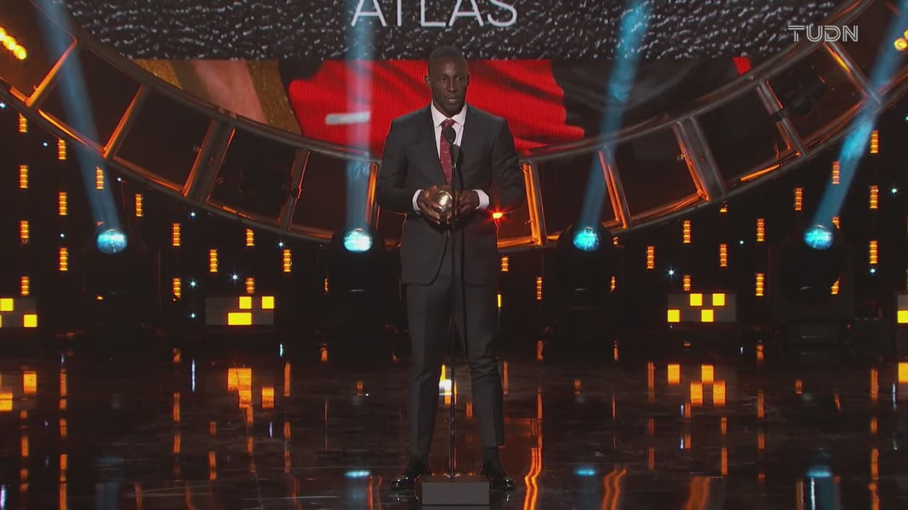 Balón de Oro a Medio Ofensivo del Año | Julián Quiñones