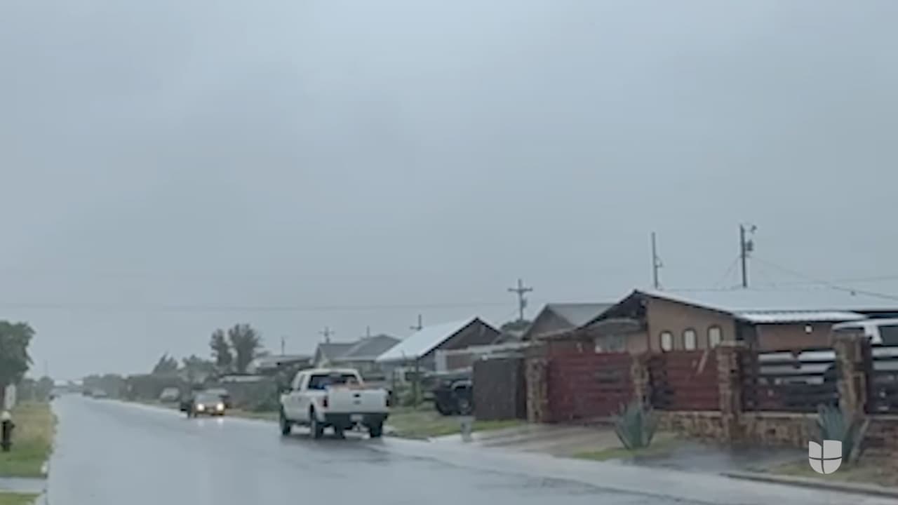 Por otra parte, la tormenta tropical Alberto también trajo inundaciones y fuertes lluvias a McAllen.