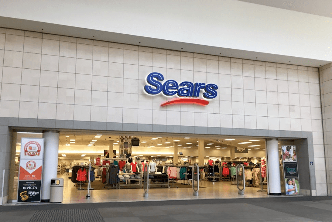 La tienda que Sears que cierra en San José, se ubica en el centro comercial Eastridge, en el 2180 Tully Rd,
<b>San José.</b>