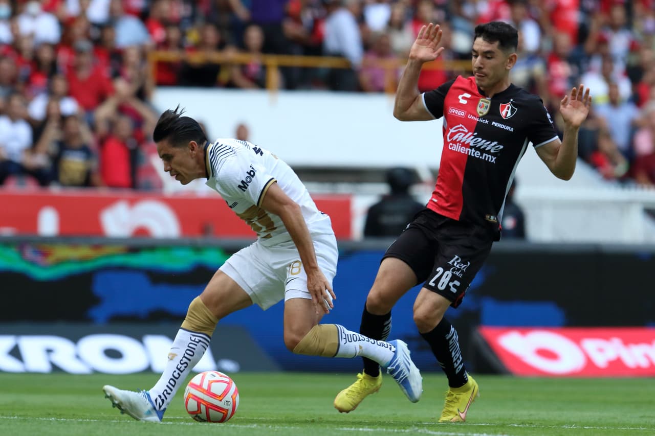 Atlas y Pumas se quedaron con las ganas y de la victoria al dividir puntos en un partido en el que humo emociones pero no goles.