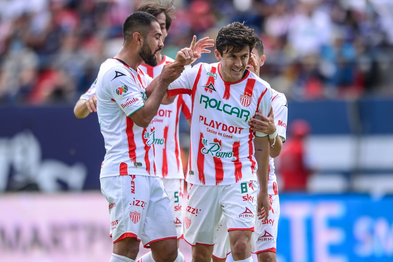 Necaxa se metió a la cancha del San Luis para arrancarle tres puntos con lo que se ubicó en la parte alta de la clasificación.