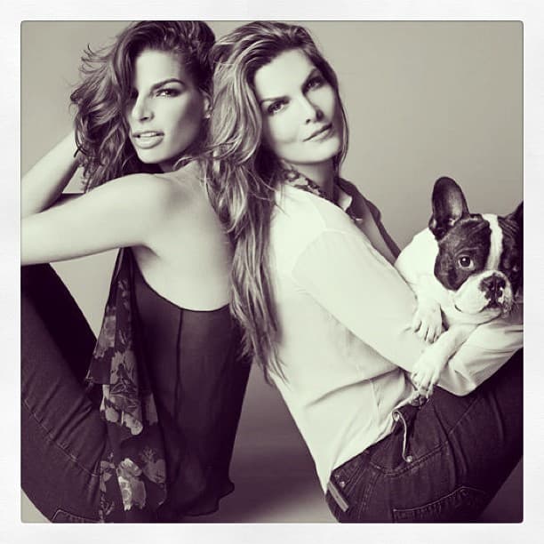 Constantemente aparecían juntas en portadas de revistas y desfiles de moda, donde se presentaban como socias y amigas.