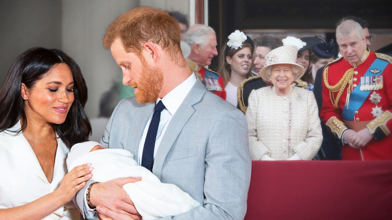 ¿La bebé de Meghan Markle y el príncipe Harry está fuera de la línea de sucesión al trono? Esto lo probaría