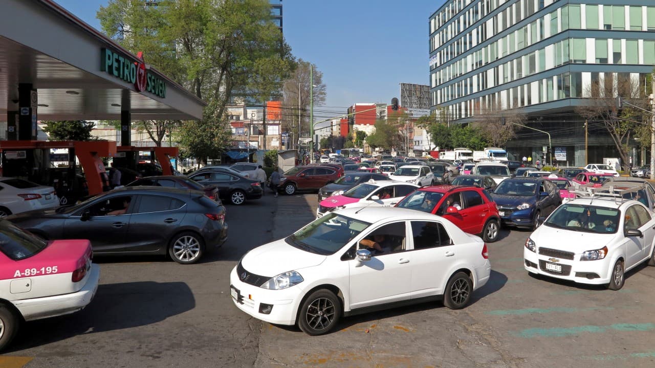 Investigación sobre robo de gasolina en México revela datos sorprendentes