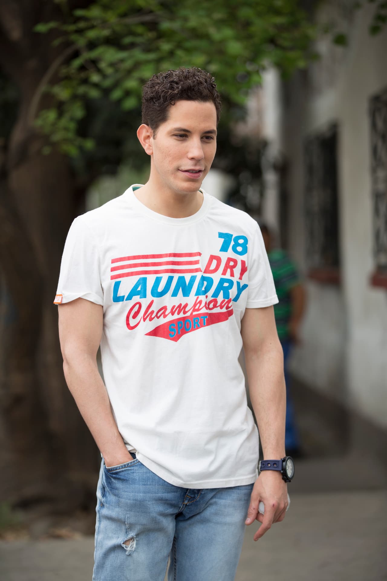 Sabemos que en "Despertar Contigo", Christian invirtió el dinero de su mamá en la "Mentirapp".