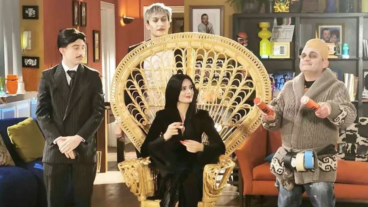 La vez que los personajes de Vecinos se transformaron en 'Los Locos Addams'