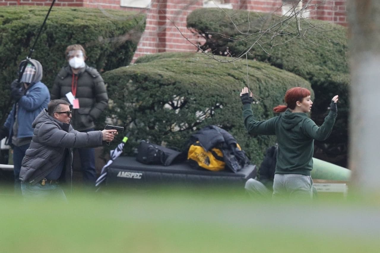 La actriz de 30 años estaba al interior de un restaurante cuando ocurrió la explosión.