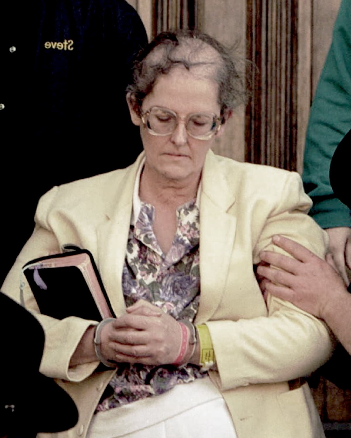 <b>Waneta Hoyt, la madre asesina</b>
<br>Nacida en 1946 en Richford, en Nueva York, Hoyt fue condenada por matar a cinco hijos biológicos porque estaban llorando, y quería silenciarlos, según dijo. Murió en prisión a causa de un cáncer.