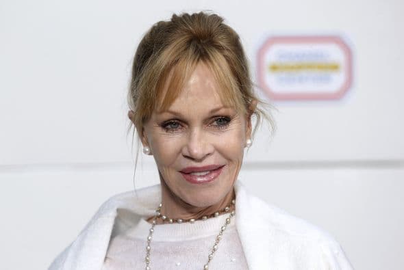 Melanie Griffith en polémica por celebrar aniversario de su divorcio