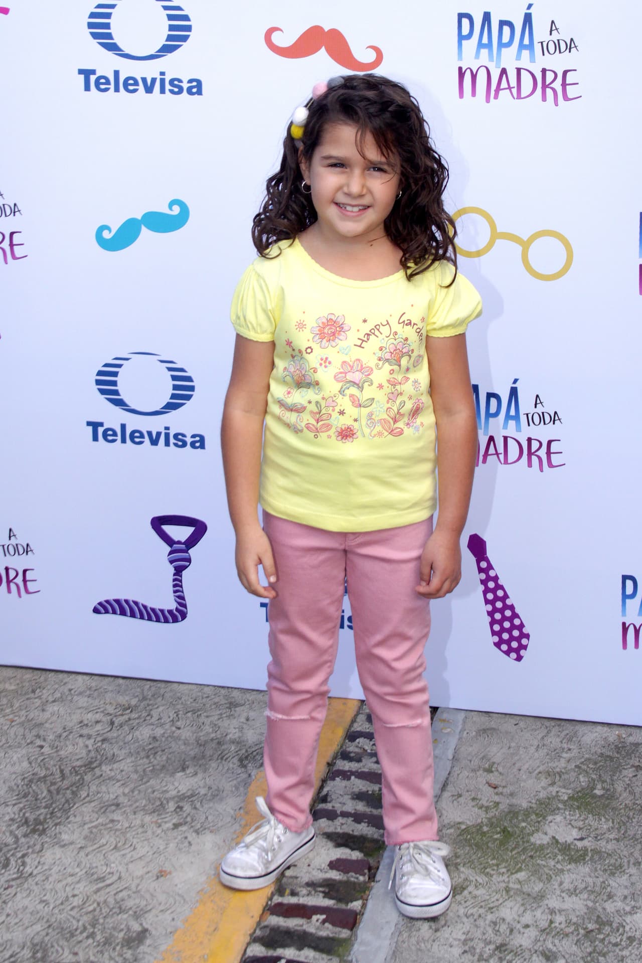 La pequeña 
<b>Regina Graniewicz </b>será la angelical 'AniFer', ella llegará para cambiarle la vida al personaje de 
<b><a href="http://www.univision.com/temas/sebastian-rulli">Sebastián Rulli</a></b>, quien se verá envuelto en un sinfín de problemas gracias a ella.