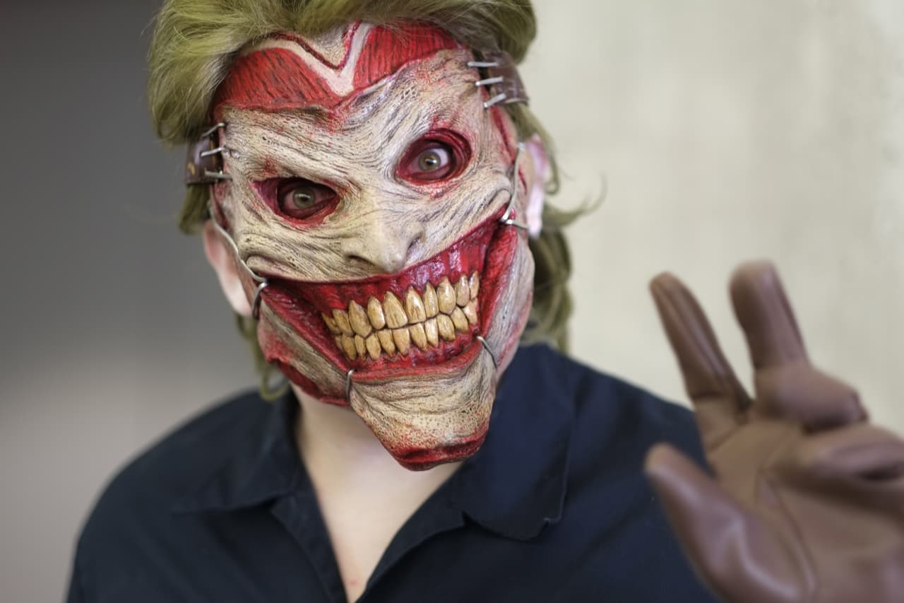 Este hombre dijo estar disfrazado de "El Guasón" a su llegada a la convención.