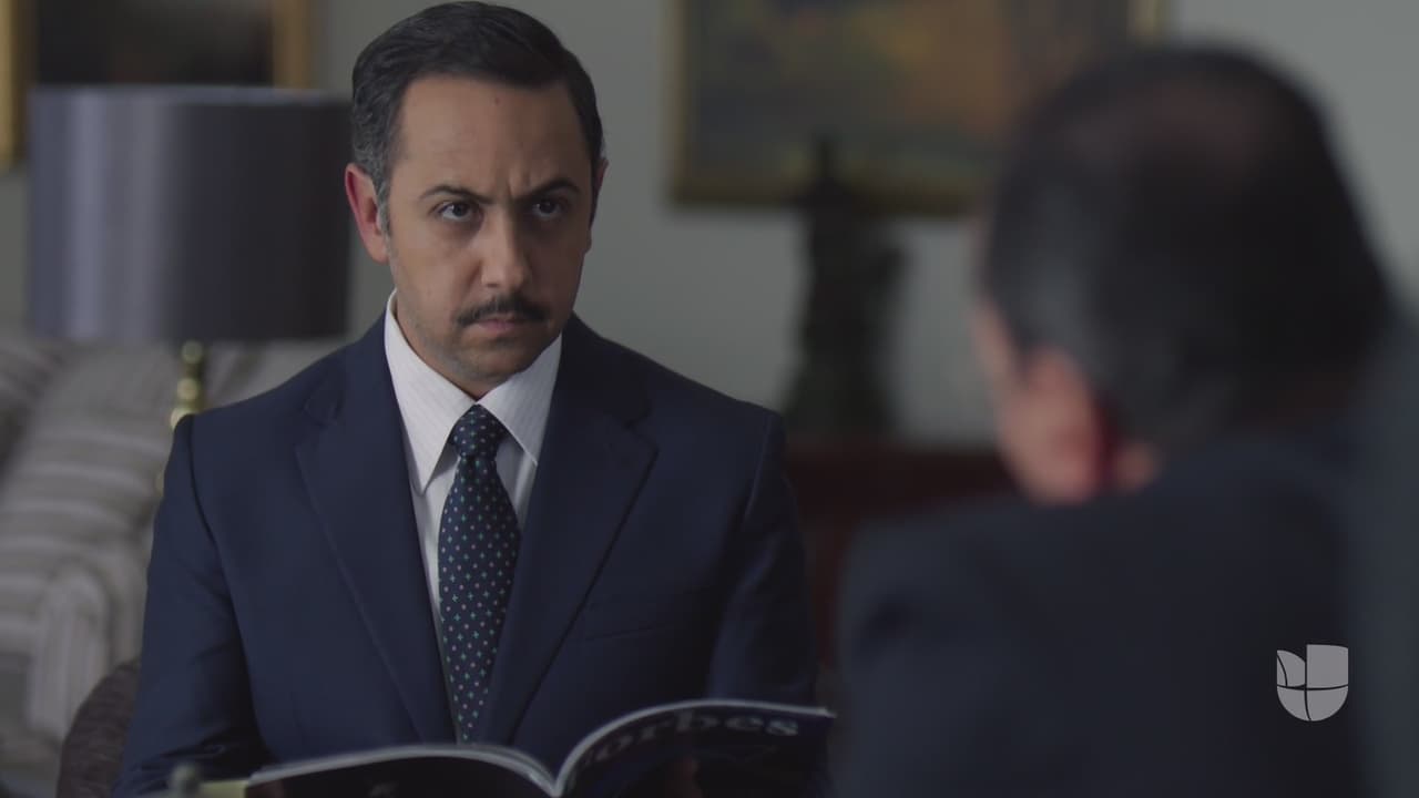 Pero la felicidad le duró muy poco, pues el presidente de la república le mostró la edición de la revista ‘Forbes’ en la que mostraban a Joaquín Guzmán como uno de los hombres más ricos del mundo. En ese momento Don Sol descubrió que ‘El Chapo’ no cumplió su palabra de abandonar la fábrica.