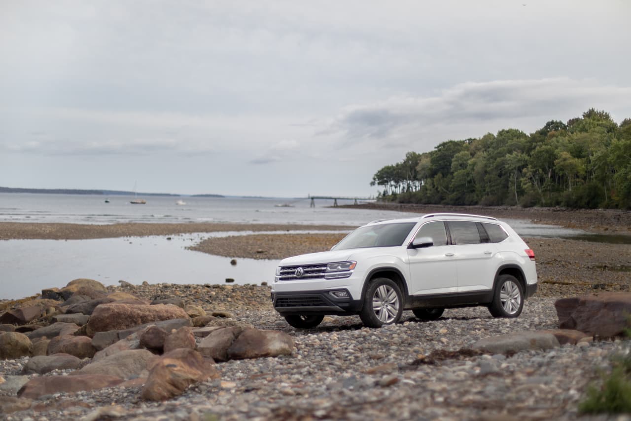 <b>Volkswagen Atlas</b>
<br>
<b>Calificación: Buena</b>
<br>La camioneta más grande de Volkswagen en el mercado de EEUU puede presumir esta calificación que, dado lo riguroso del proceso para obtenerla, habla mucho de la seguridad en general del vehículo.