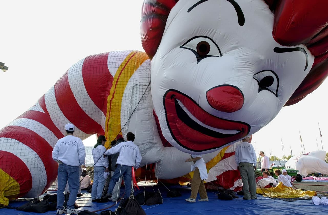 Estos son los personajes que estaban de moda durante el famoso desfile anual de la Gran Manzana a comienzos del milenio.