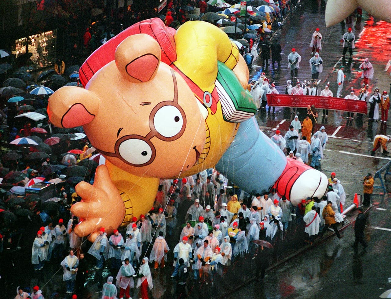 Estos son los personajes que estaban de moda durante el famoso desfile anual de la Gran Manzana a comienzos del milenio.