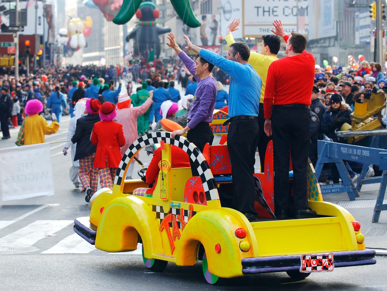 Estos son los personajes que estaban de moda durante el famoso desfile anual de la Gran Manzana a comienzos del milenio.